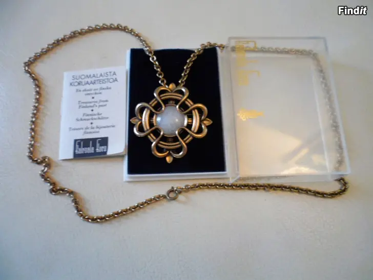 Myydään Kalevala Lilja riipus-solki pronssi uusi