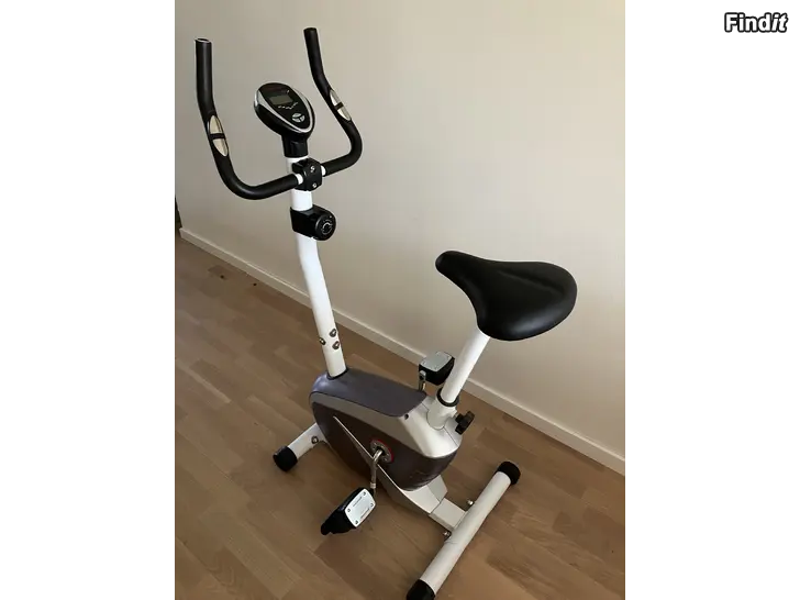 Myydään Trekrunner kuntopyörä