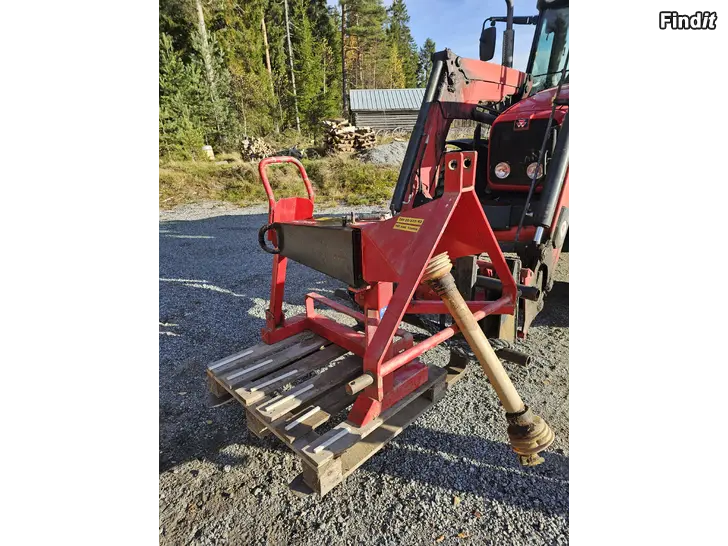 Säljes Vedklyv för traktor