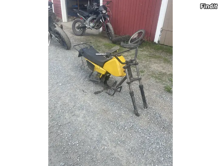 Myydään Suzuki s1
