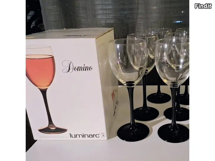 Säljes Luminarc Domino vinglas, 80- tals