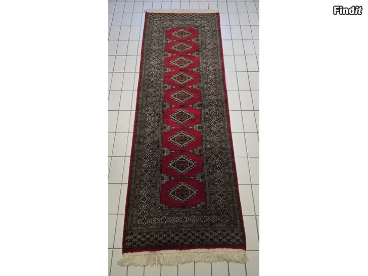 Myydään 2st Mattor