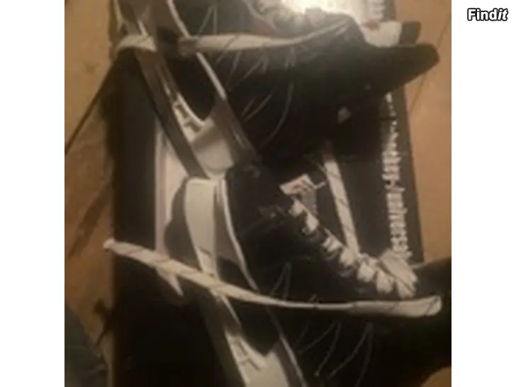 Säljes NHL 5000 skridskor
