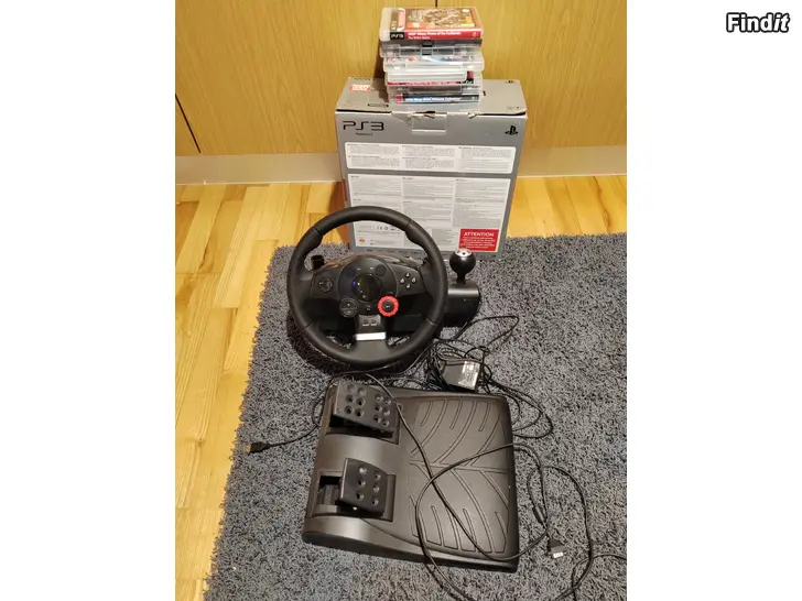 Säljes Ps3 PlayStation 3 med spel ratt och pedaler