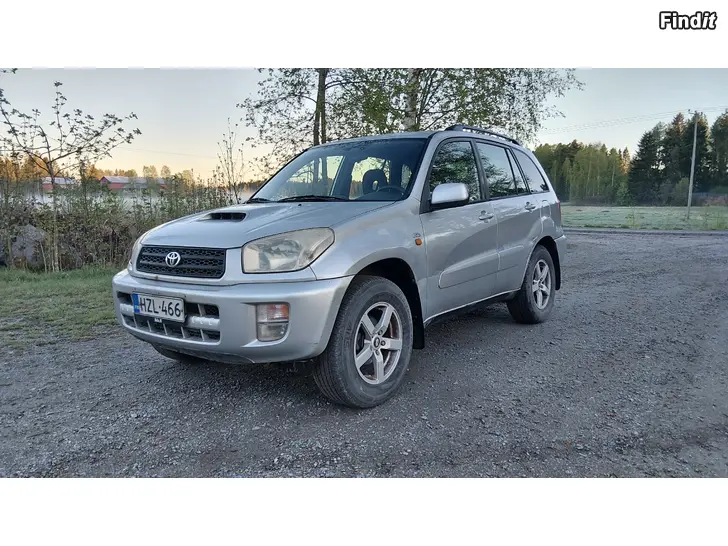 Myydään Toyota Rav4