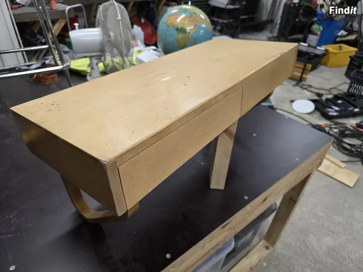 Myydään Alvar Aalto, konsoli /hylly malli 114