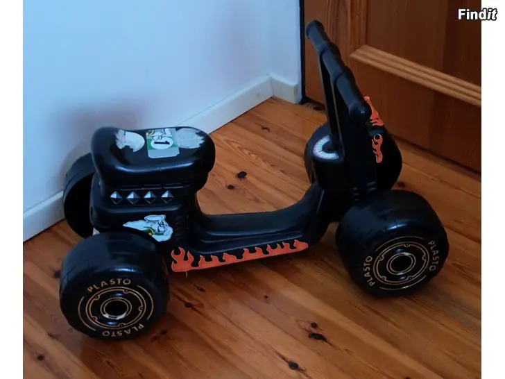 Myydään Potkumopo