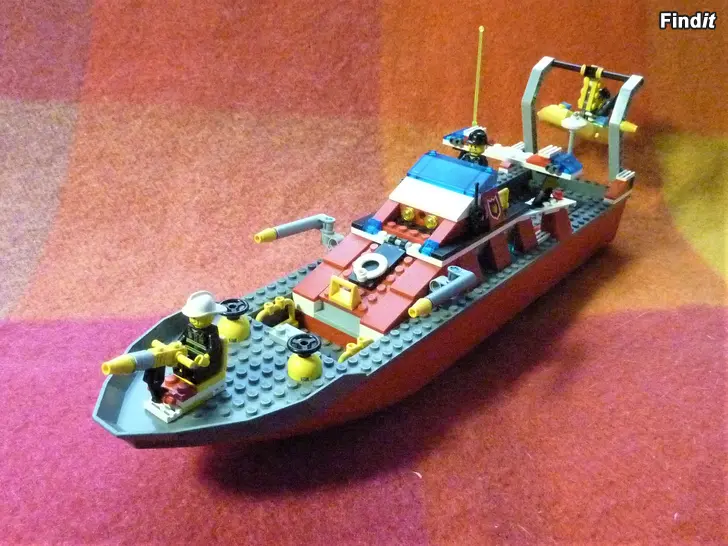 Myydään Lego City Fireboat 7906