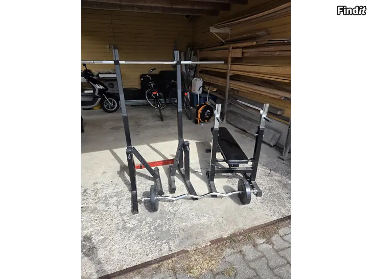 Myydään Hemmagym säljes  squat rack, bänk, stänger och vikter