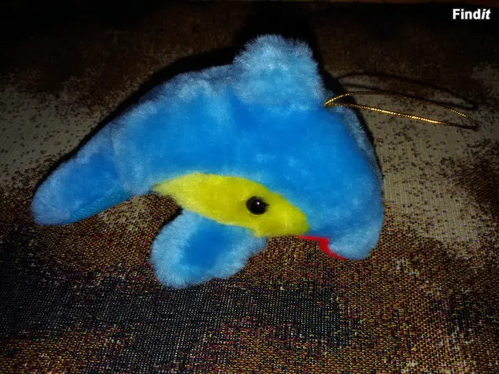 Myydään Sininen delfiini pehmo, reppumaskotti 1,50 e