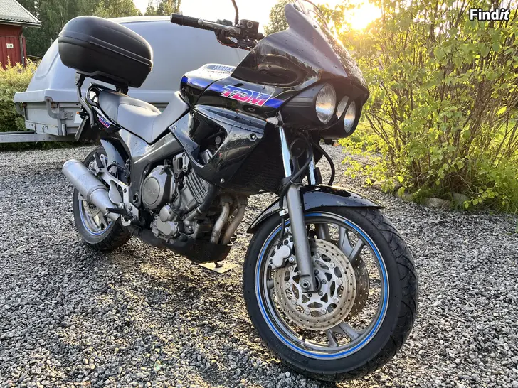 Myydään Yamaha TDM 850