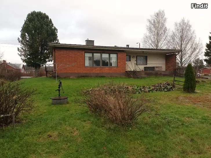 Myydään Hus I petalax / Nyby säljes