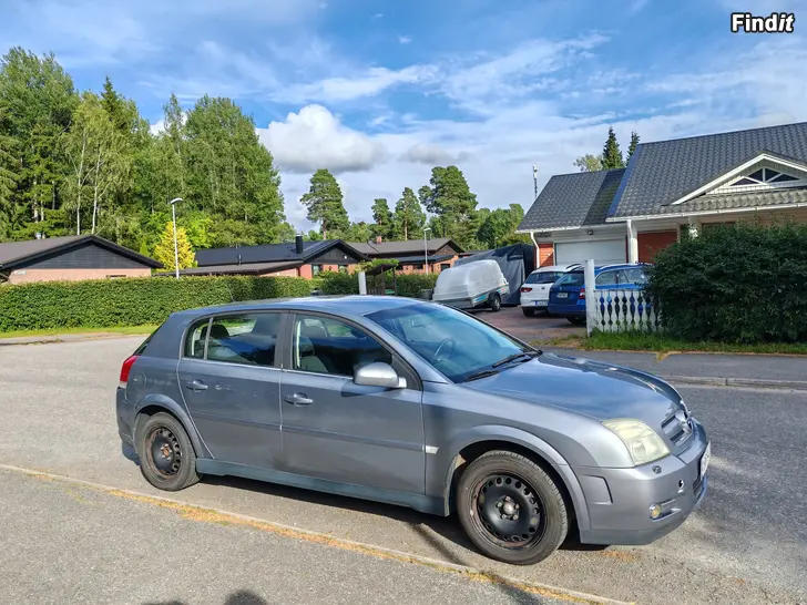 Myydään Myydään Opel vectra signum