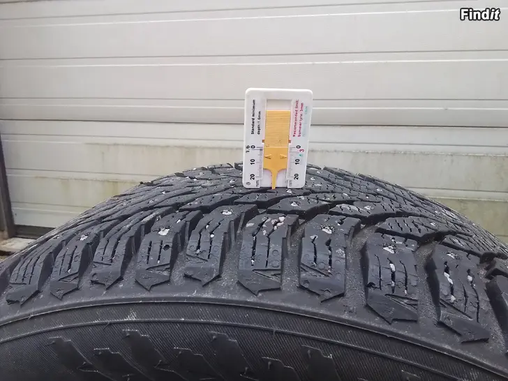Myydään BMW 520 225 / 55 R 17 nastarenkaat 0400-227083 Pori