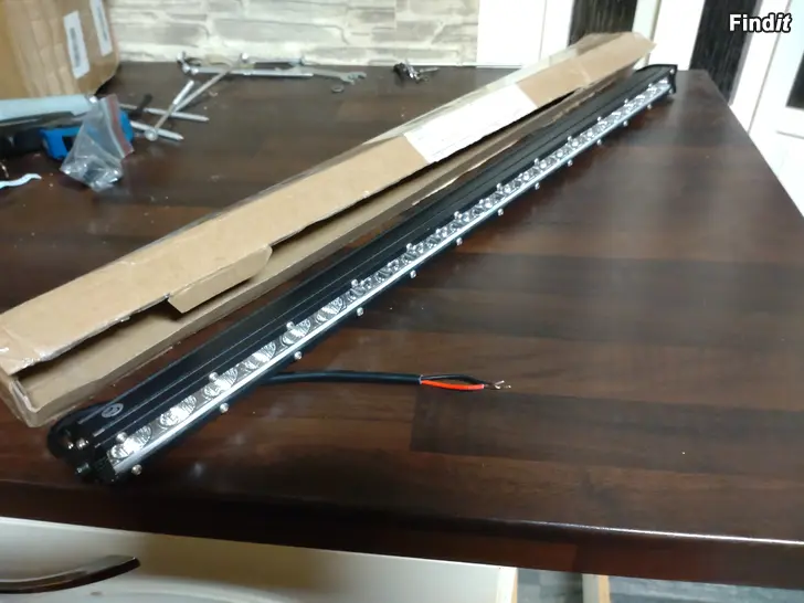 Säljes Siro lisävalopaneeli, todella tehokas