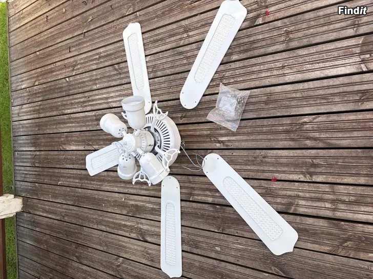 Säljes Taglampp med flekt