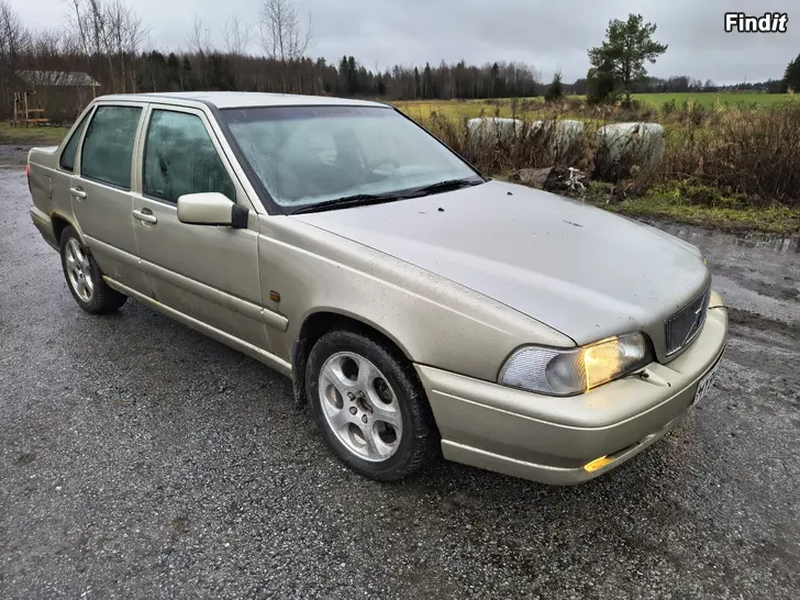 Säljes Volvo s70 glt v70 delar