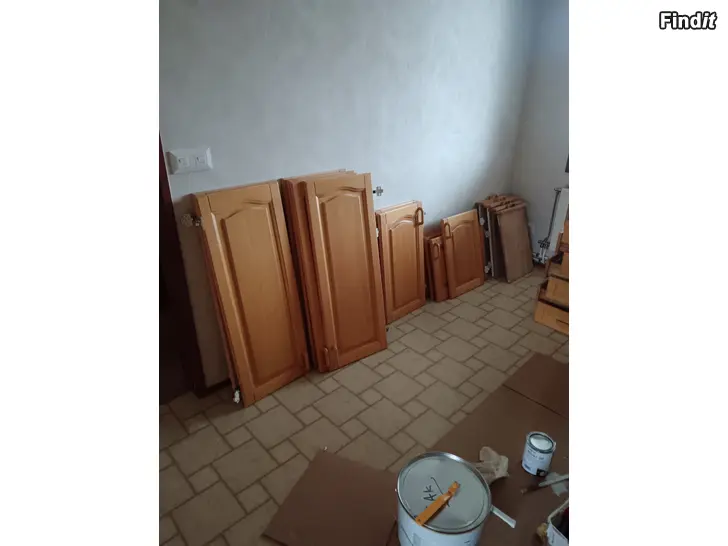 Säljes Köksdörrar och lådor