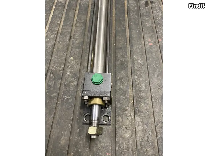 Myydään Hydraulisylinteri, hydrauliletkut
