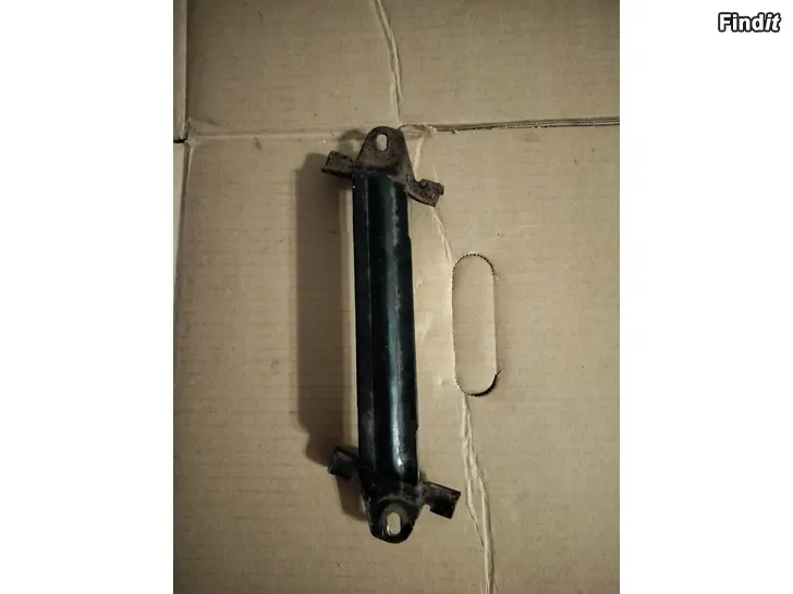 Myydään Akkun kiinnike