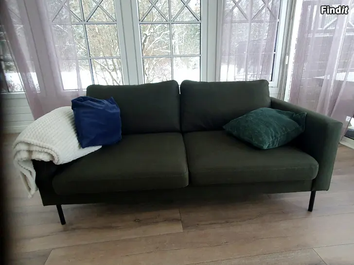 Myydään Sohva