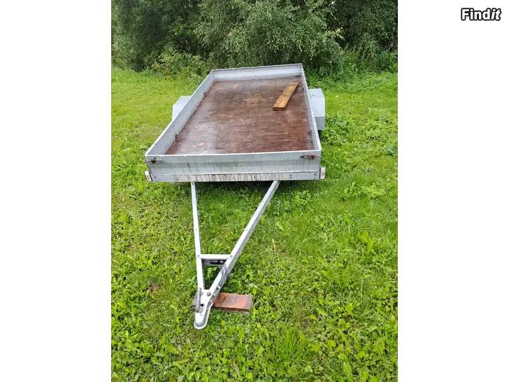 Myydään Pakuu 3000
