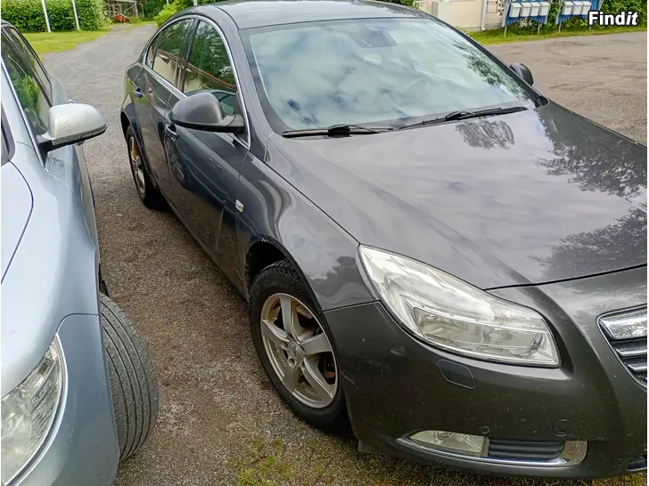 Myydään Opel Insignia 1.8