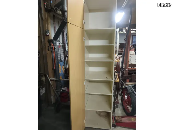 Säljes Klädskrubb //Garderob