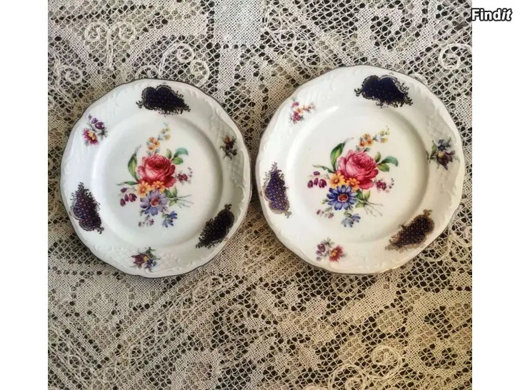 Säljes 2st Retro Assietter Blommönster Bavaria Germany 1900-talet