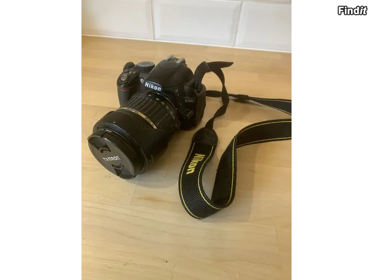 Myydään Nikon systemdigitalkamera