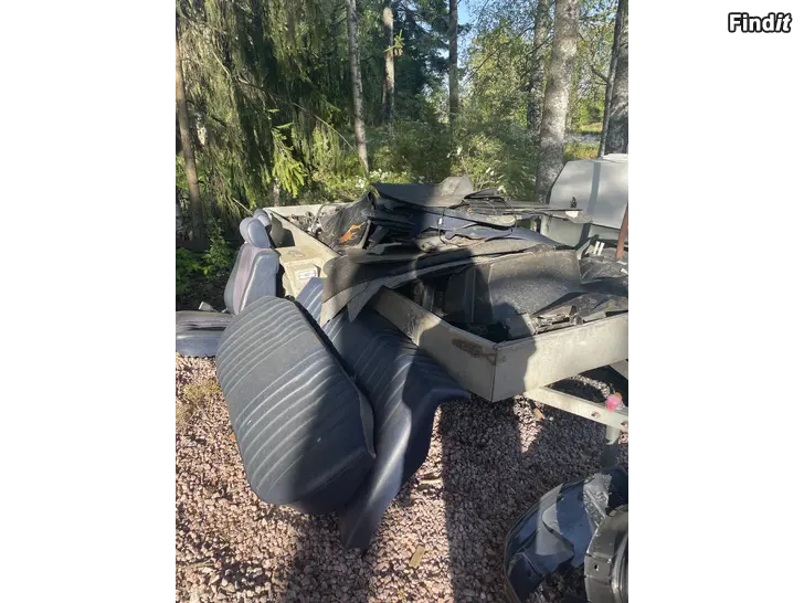 Säljes Mercedes Benz 123 delar Diesel