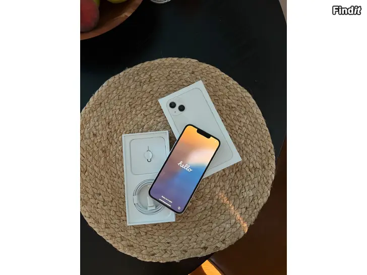 Myydään Iphone 13