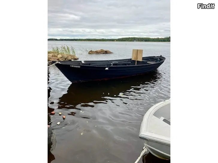 Säljes Tervattu  puuvene Silakka-Fiskari