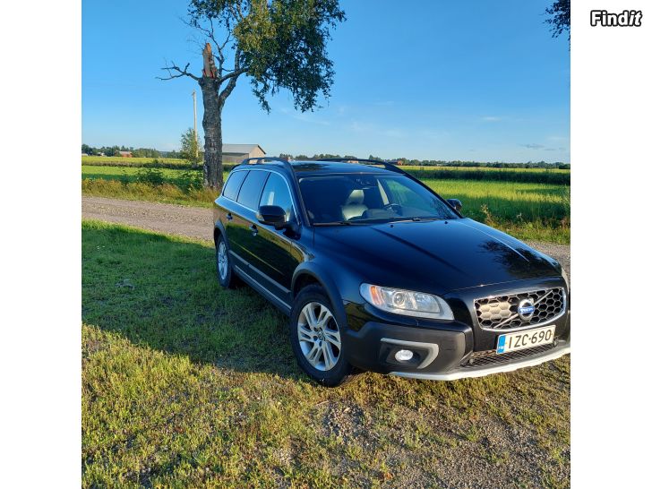 Myydään Volvo xc70