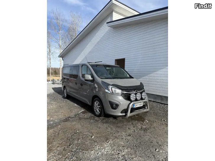 Myydään Opel vivaro