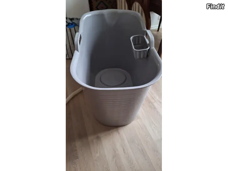Säljes Händigt badkar för inomhus eller utebruk