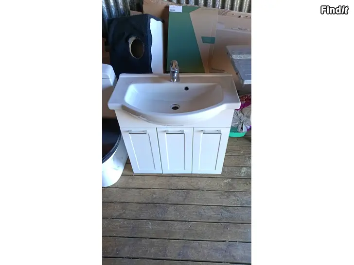 Säljes Handfat med kran