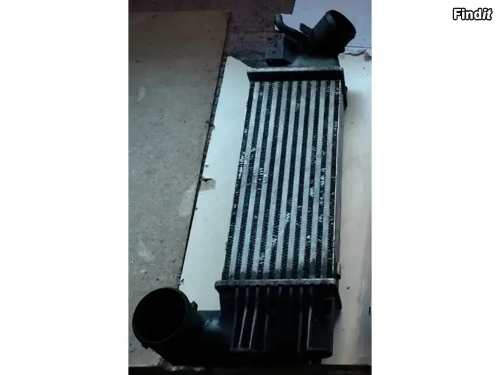 Myydään Välijäähdytin tyhjäkäyntianturi raidetangon sisä