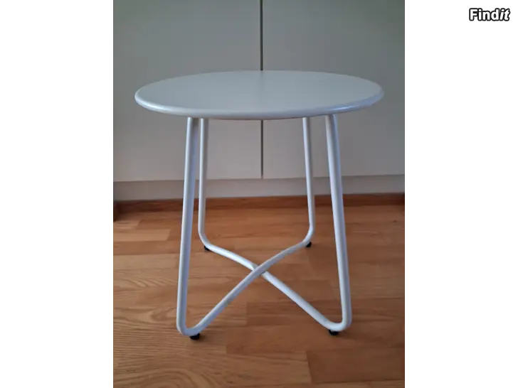 Säljes sidobord / sivupöytä
