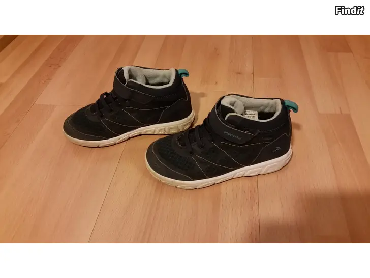 Myydään Viking Goretex lenkkarit koko 29 3e
