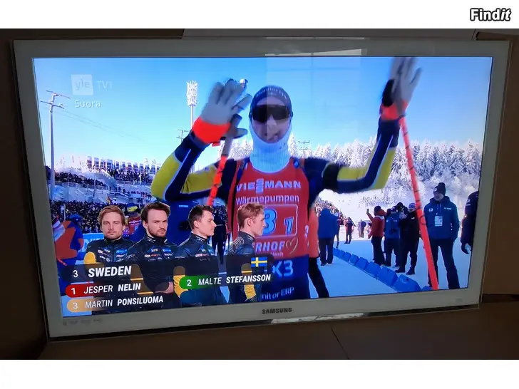 Myydään Samsung TV 40tum UE40C6715 valkoinen 50e