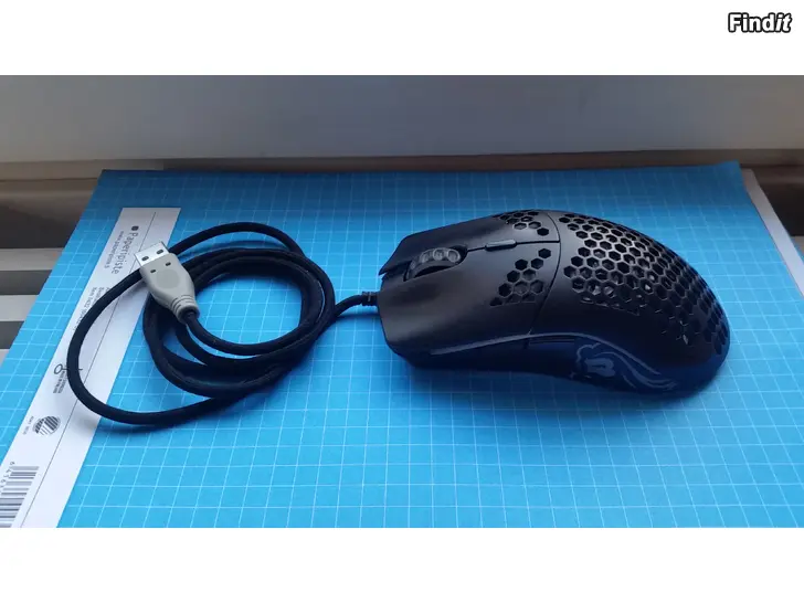 Myydään GLORIOUS Modell O pelihiiri -hiiri USB johto 95cm hinta 10e
