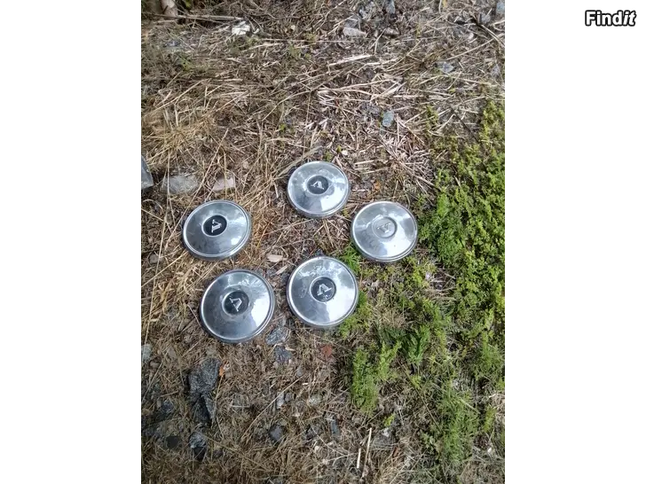 Myydään Volvo pölykapselit
