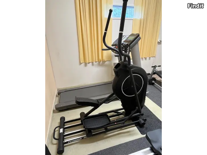 Myydään FitNord Hiker 300 F Crosstrainer