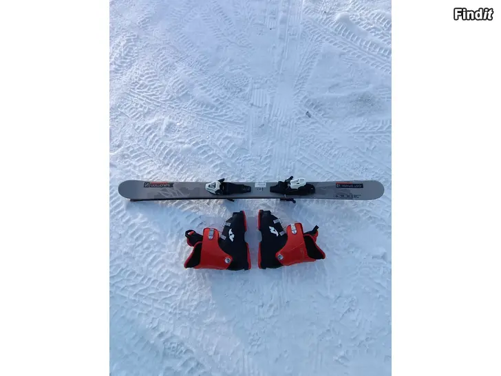 Myydään Slalomskidor och slalom pjäxor