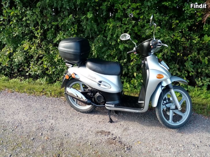 Myydään KYMCO 50 People