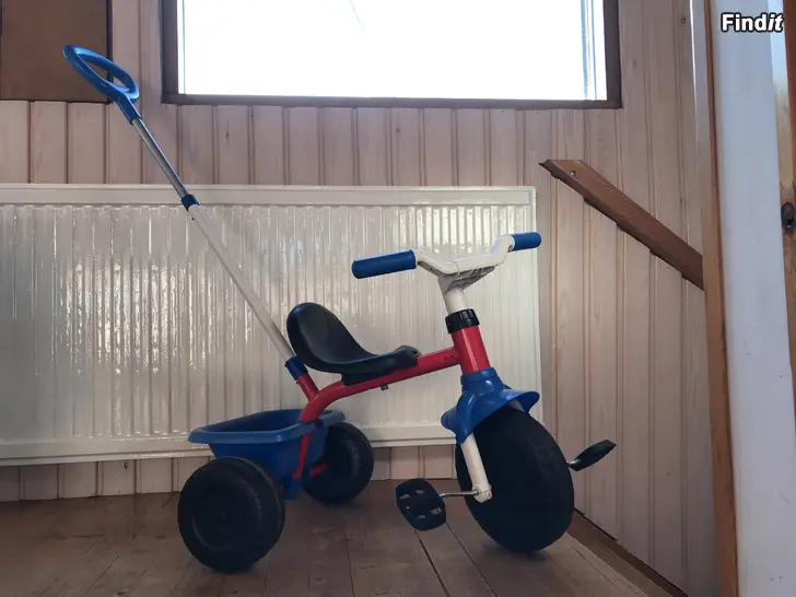 Säljes Lasten kolmipyörä