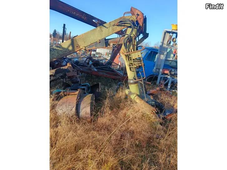 Säljes Fiskars Skogskran