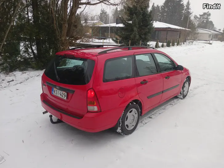 Myydään Ford Focus 1.6 bensa automaatti vm 2001