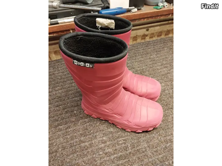 Säljes Nokia fodrade gumppare storlek 34